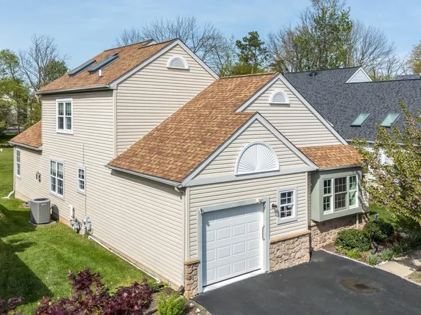 24 Longcross Rd, Royersford, PA 19468