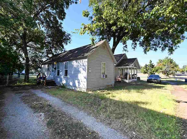 809 W 7th Ave, Stillwater, OK 74074