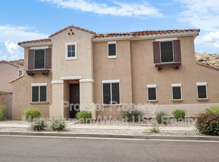207 W Mountain Sage Dr, Phoenix, AZ 85045