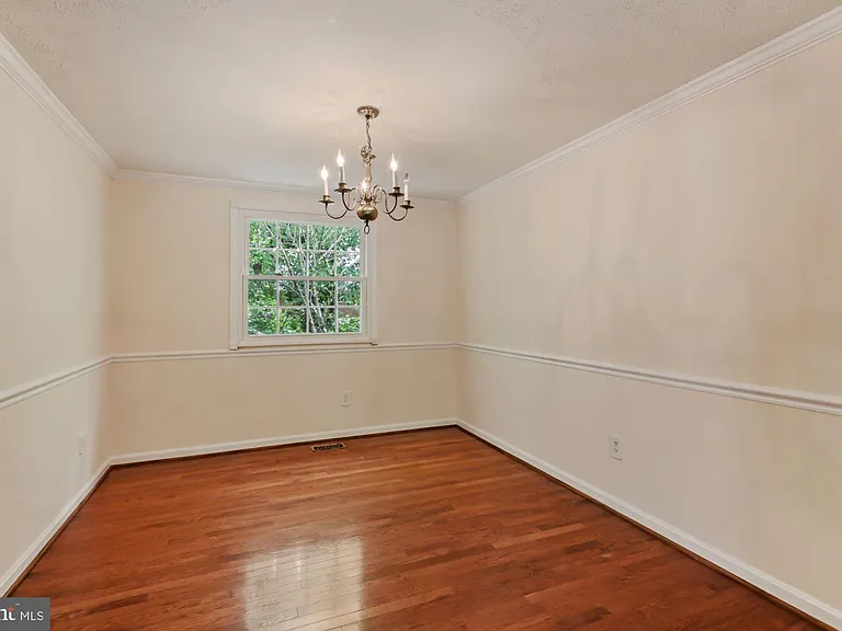 9404 Mirror Pond Dr — Photo 12