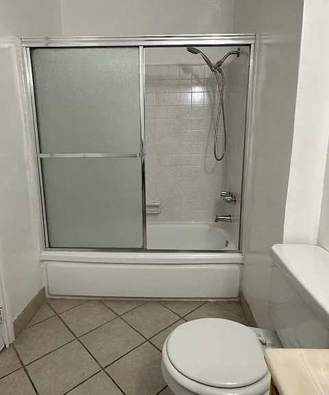 1762 Tamarind Ave #204 — Photo 11