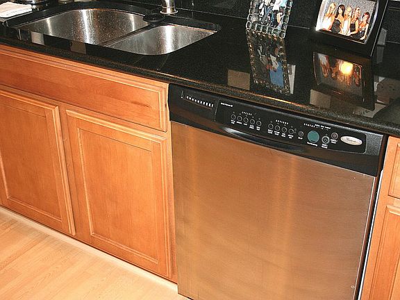 3rd image of 2402 E 5TH Street #1550