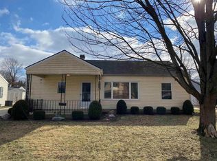 2211 E Sharon Dr, Muncie, IN