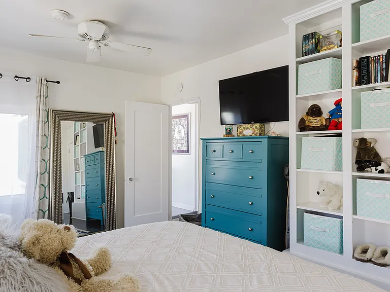 2041 Glencoe Way — Photo 30