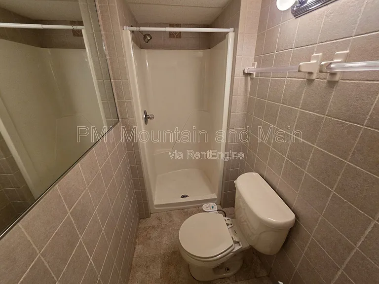 15 Ginell Cir — Photo 40