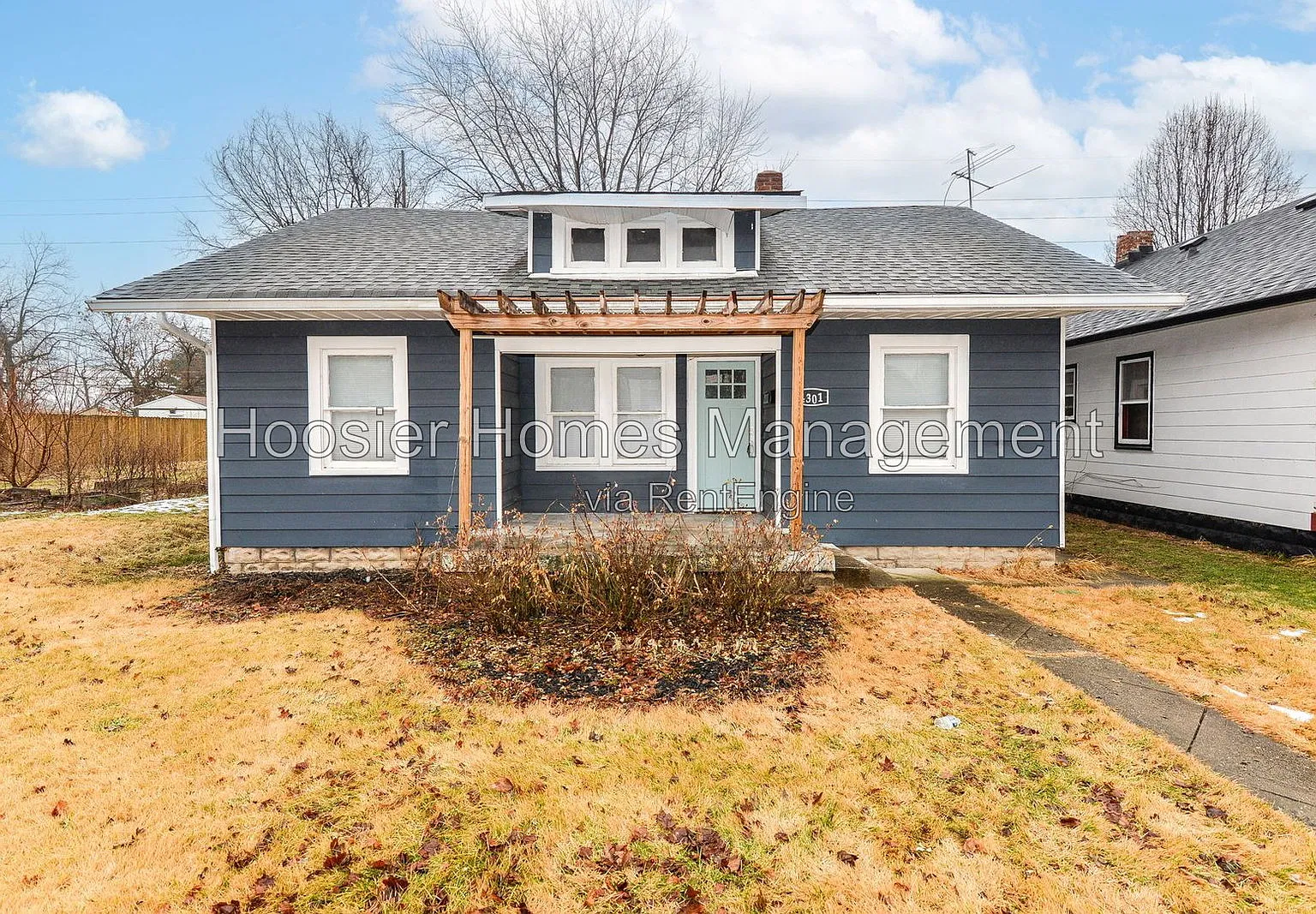 2 bed, 1.0 bath, 1834 sqft, $1,900 — Photo 1