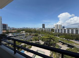 500 Three Islands Blvd APT 715, Hallandale, FL 33009