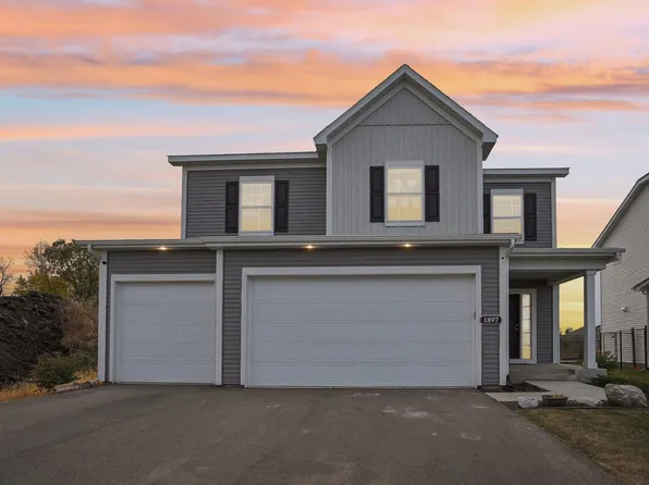 1897 Charleston Ln, Waconia, MN 55387