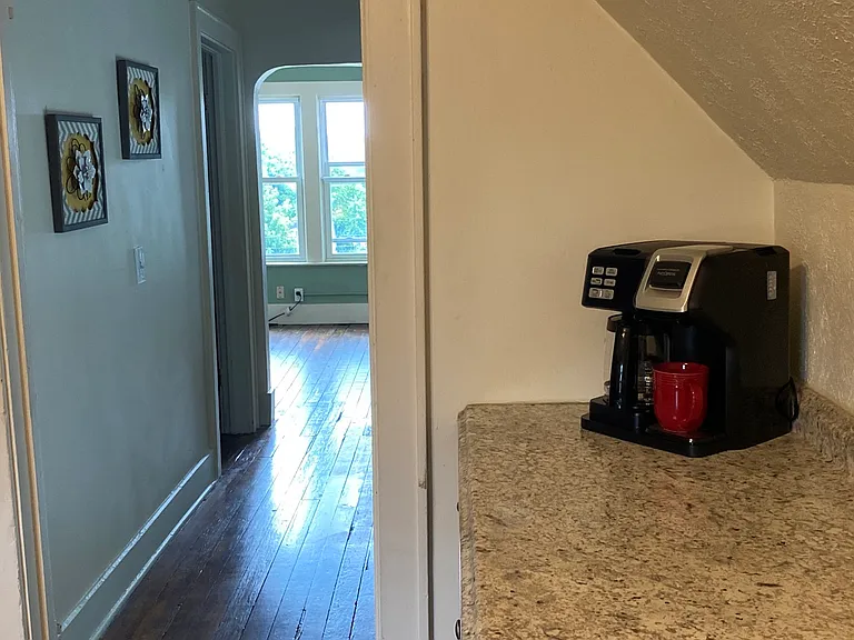 545 E Buchtel Ave — Photo 9