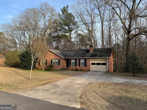 1030 Cherokee Cir, Athens, GA 30606