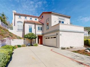 3805 Sky View Ln, Glendale, CA 91214