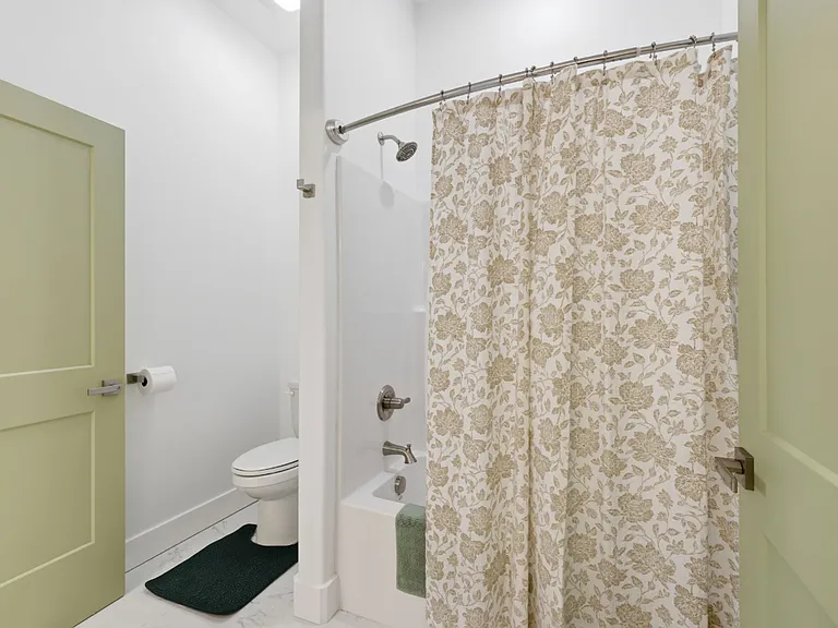3556 Cottonwood Ln — Photo 13