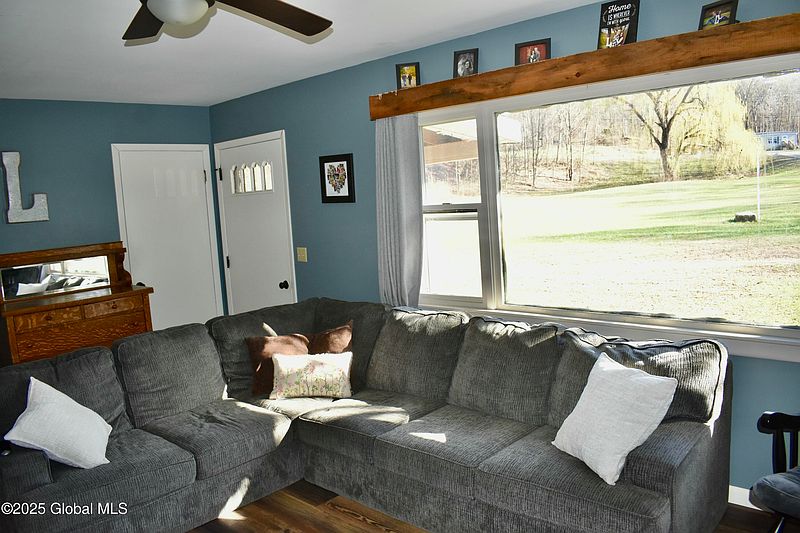 4th image of 1481 Mahaffy Road