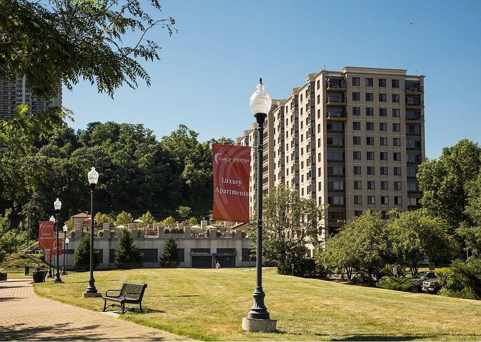 1st image of 7400 River Rd APT 103