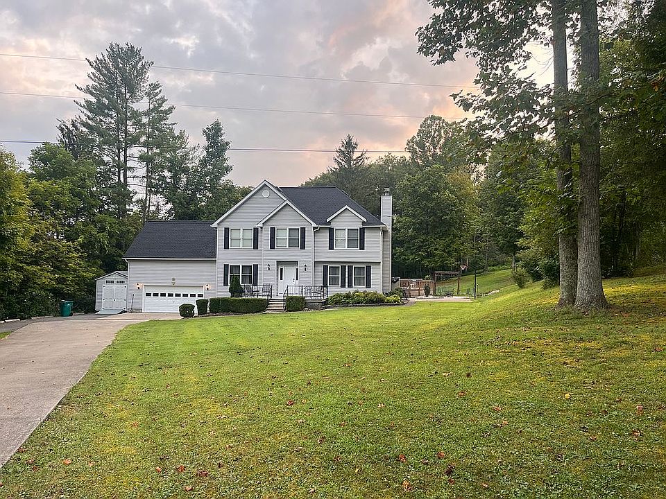 1st image of 5 Whispering Pine Ln