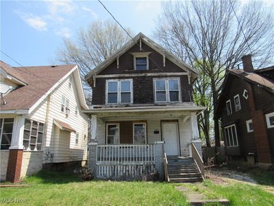 325 Hillwood Dr, Akron, OH, 44320