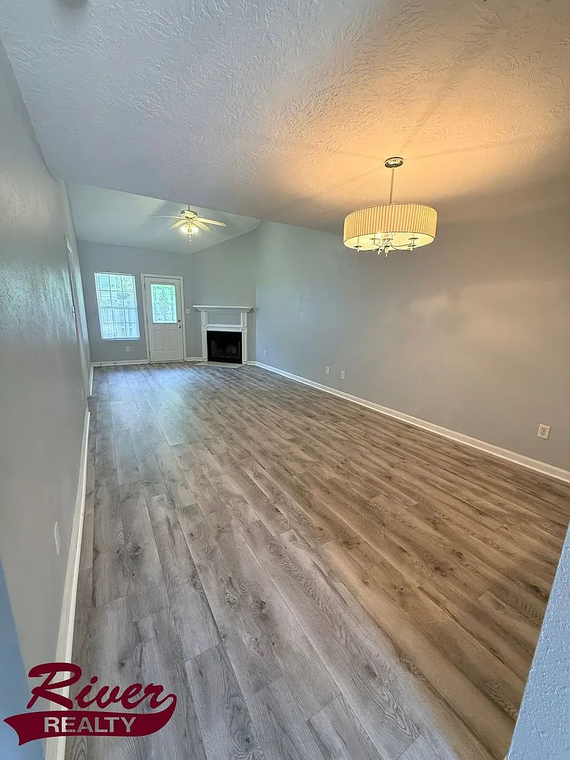 Townhouse in Augusta — Photo 3