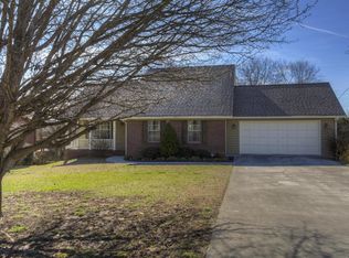 4424 Foothills Dr, Knoxville, TN 37938