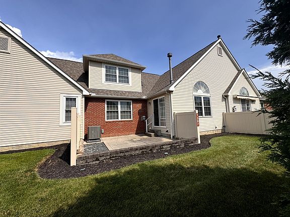 2nd image of 7397 Birdie Ln