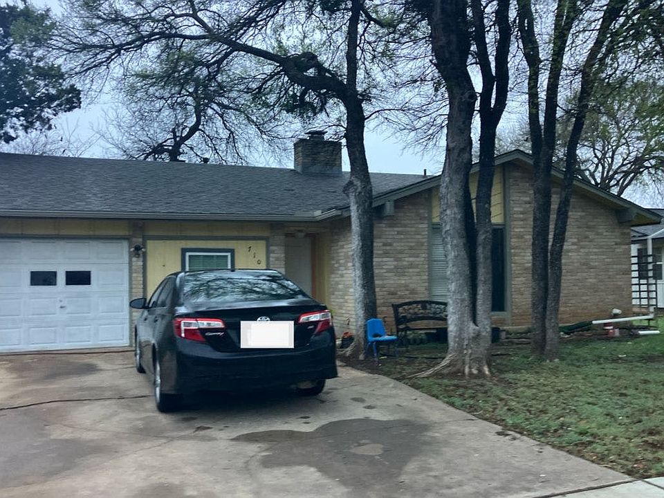 1st image of 710 Chisholm Valley Dr