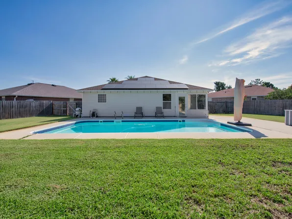 1987 Green Heron Ct, Gulf Breeze, FL 32563