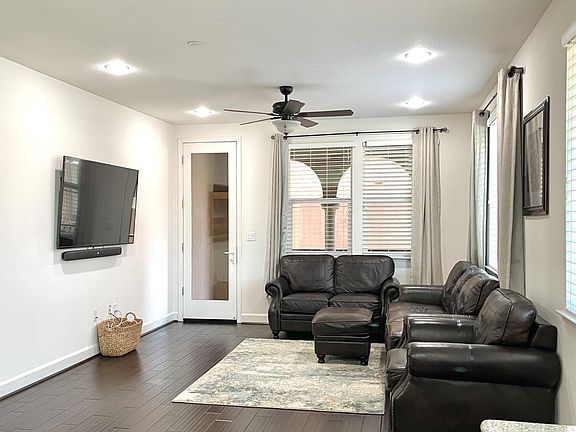 3rd image of 2037 Lee Way #2037