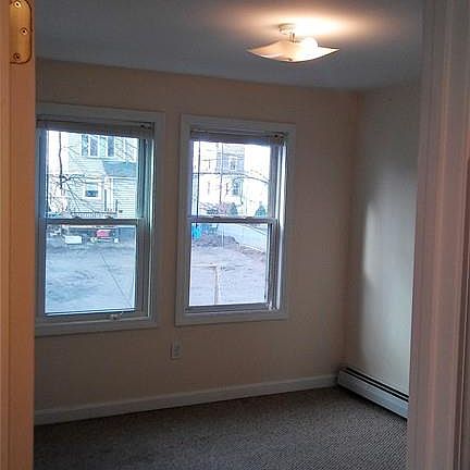 4th image of 133 1/2 North St #L-1