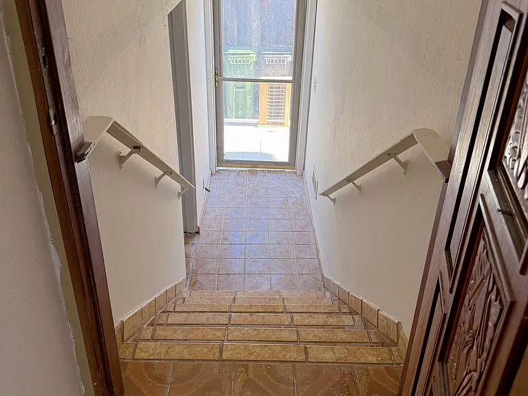 20821 Chester St #B — Photo 6