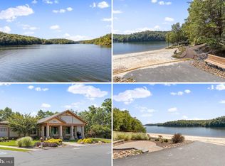 25 Forest Dr, Cross Junction, VA 22625