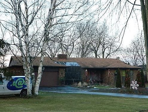 5th image of 8333 S Huron River Dr