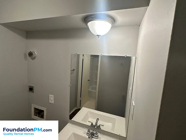 3945 Macon Road - 5 — Photo 15