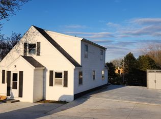 17664 Wayne St, Carroll, IA 51401