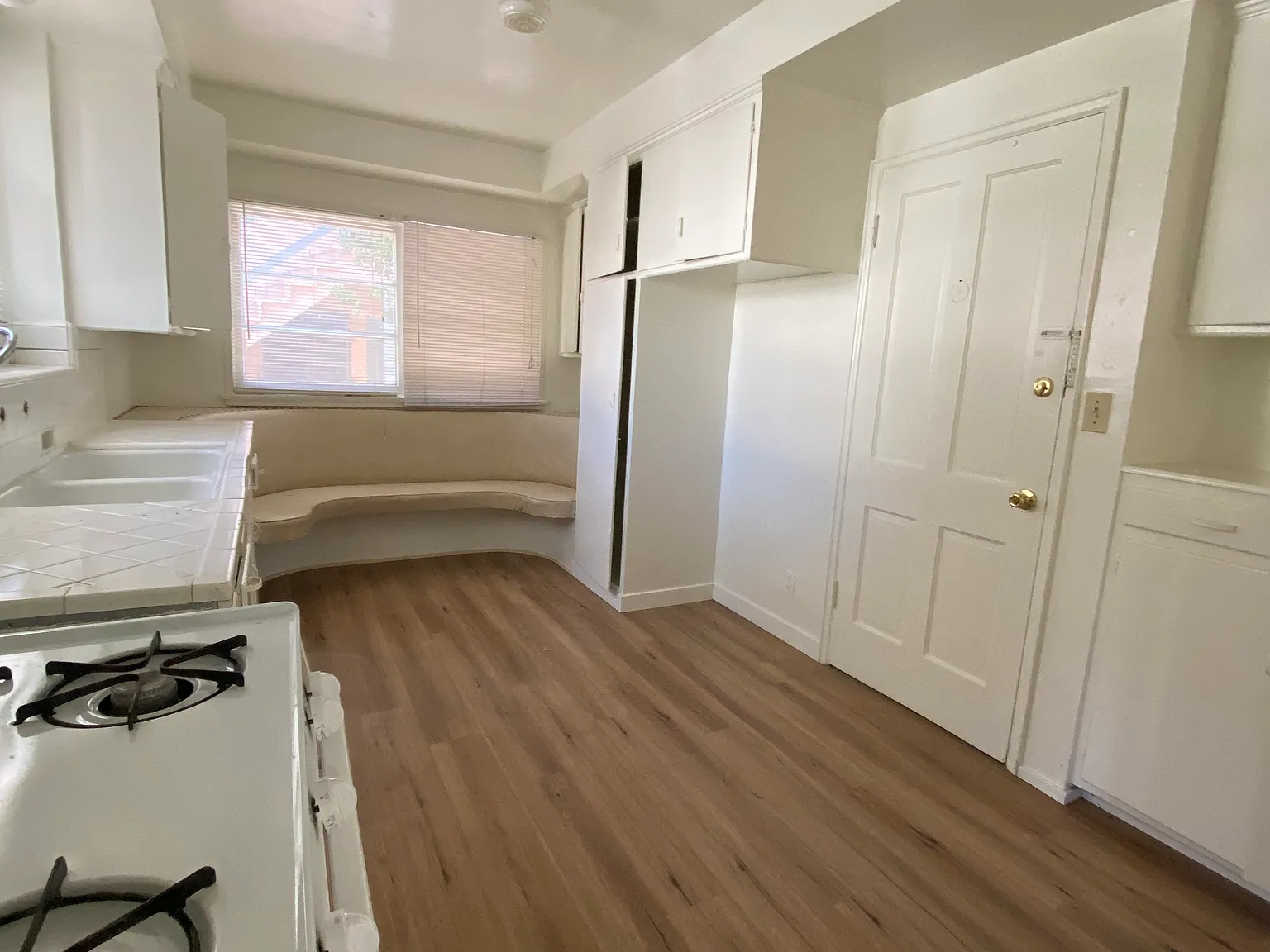 1 bed, $2,700 — Photo 2