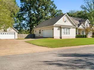 2012 Caleb Dr, Searcy, AR 72143
