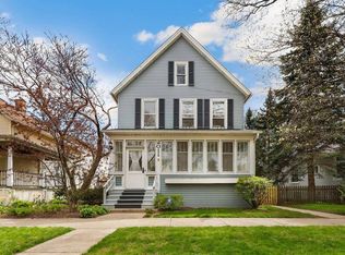 2011 Pratt Ct #2, Evanston, IL 60201