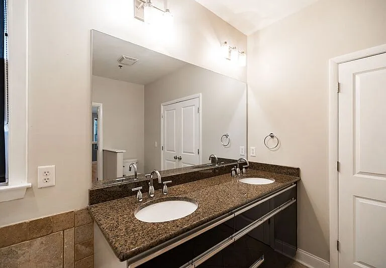118 Ruth Dr #240 — Photo 18