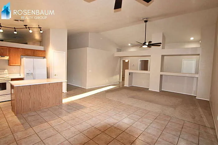 8736 W Lockland Ct — Photo 7