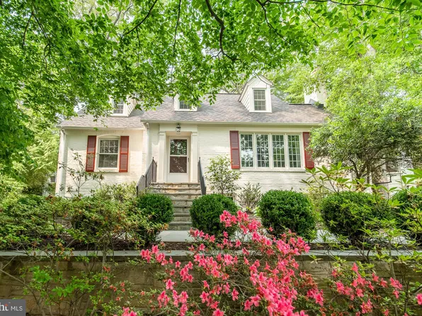 3855 30th St N, Arlington, VA 22207