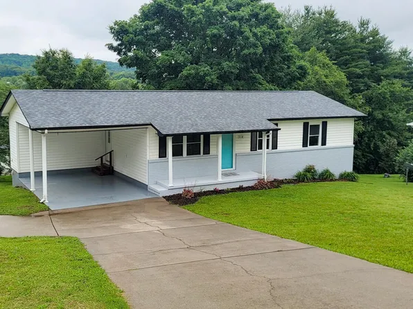 314 Young Dr, Sweetwater, TN 37874
