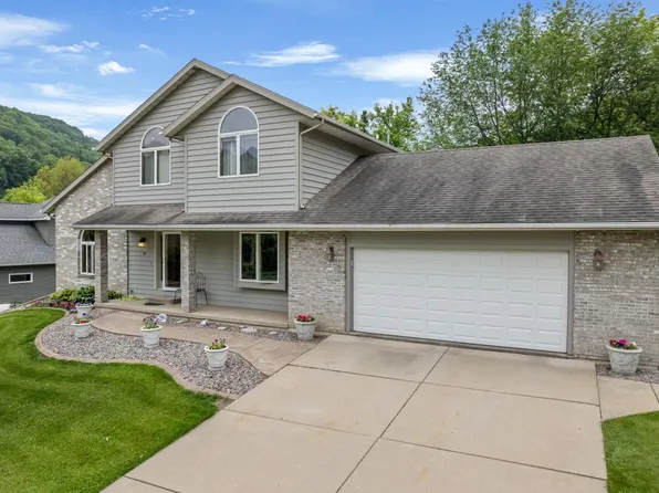 61 Forest Oak Ct, Winona, MN 55987