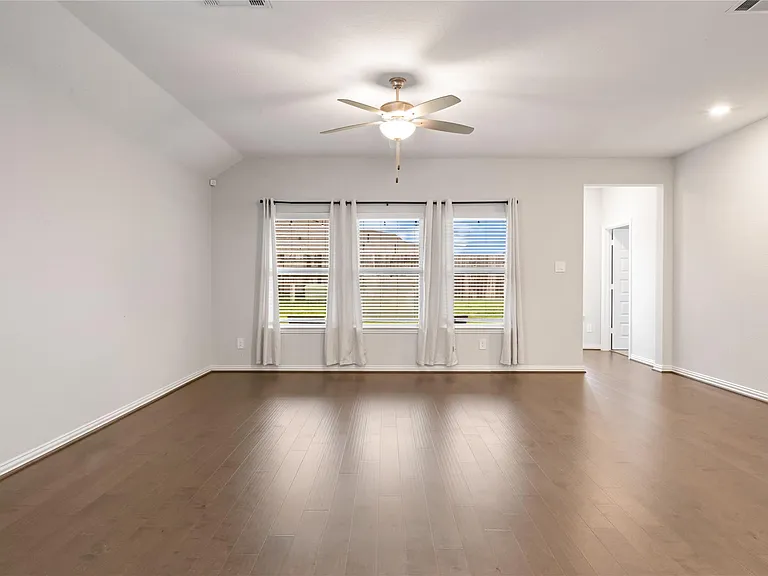 22230 Cortona Glen Dr — Photo 15