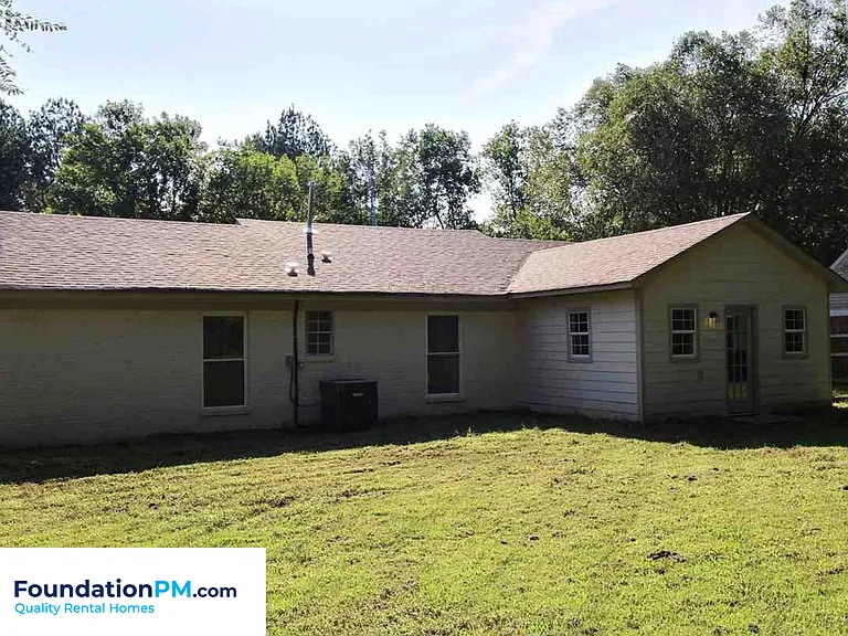 1155 Brado Dr — Photo 16