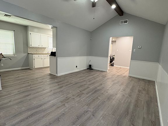 4th image of 4641 Sheffield Ln