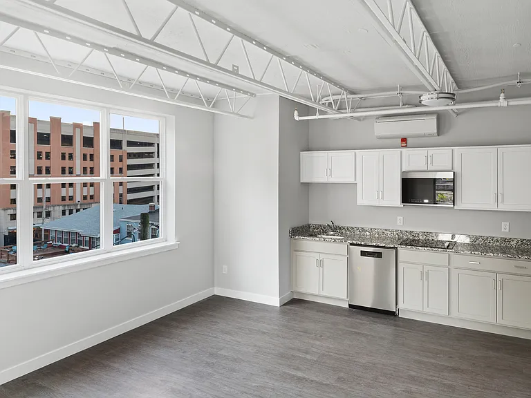 Walnut 38 Apartments — Photo 24