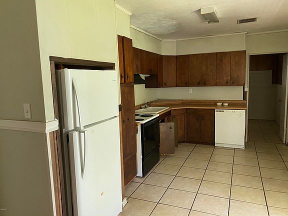 3rd image of 3810 Sculpin Ave