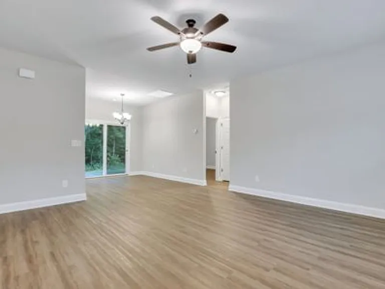 120B Smithfield Dr — Photo 3