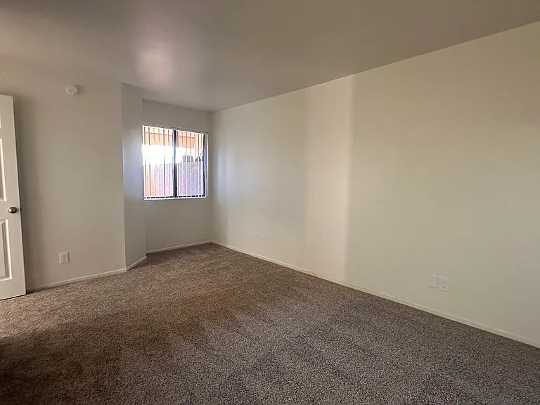 115 N West St #200 — Photo 9