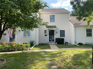 10098B N Locust Ct, Kansas City, MO 64155