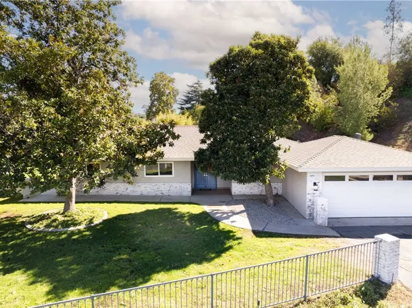 30825 Palo Alto Dr, Redlands, CA 92373