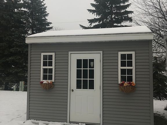 3rd image of 60 Five Oaks Dr